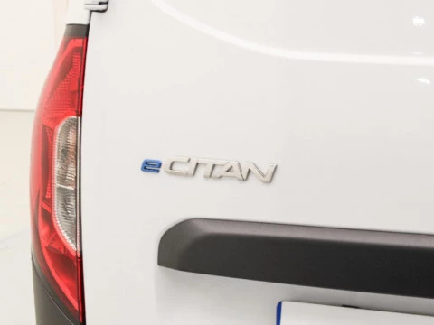 Mercedes-Benz Citan BEV 45KWH 112 ECITAN PRO SWB AUTO 122 4P