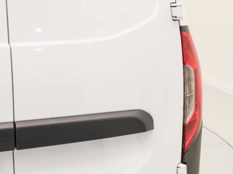 Mercedes-Benz Citan BEV 45KWH 112 ECITAN PRO SWB AUTO 122 4P