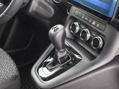 Mercedes-Benz Citan BEV 45KWH 112 ECITAN PRO SWB AUTO 122 4P