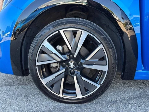Peugeot 208 BlueHDi 73kW (100CV) GT