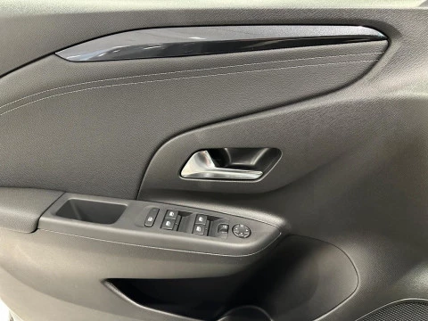 Opel Corsa 1.2T XHLHybrid 74kW GS eDCT