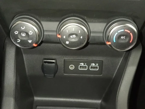 Renault Clio   TCe Evolution 67kW