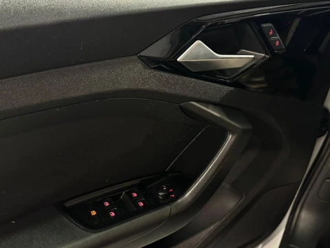 Audi A1 SPORTBACK 25 TFSI ADVANCED