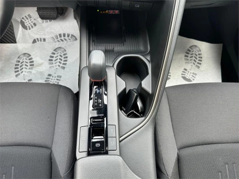 Toyota C-HR - Advance Hybrid 140
