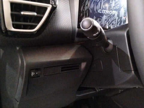 Citroën C4 Hybrid 145 Business Edition e-DCS6 107 kW (145 CV)