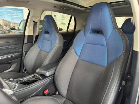 Lynk & Co 01 Híbrido eléctrico