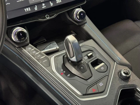 Lynk & Co 01 Híbrido eléctrico