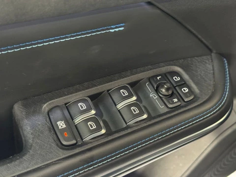 Lynk & Co 01 Híbrido eléctrico