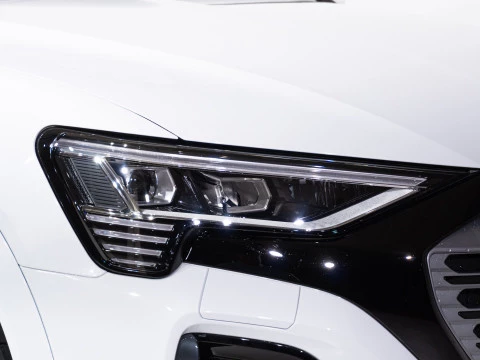 Audi Q8 Sportback e-tron S line 55 quattro