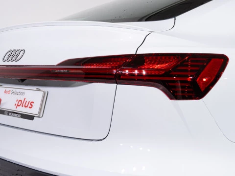 Audi Q8 Sportback e-tron S line 55 quattro