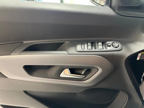 Fiat Doblò 1.5 97kW (130CV) diésel Auto Talla L