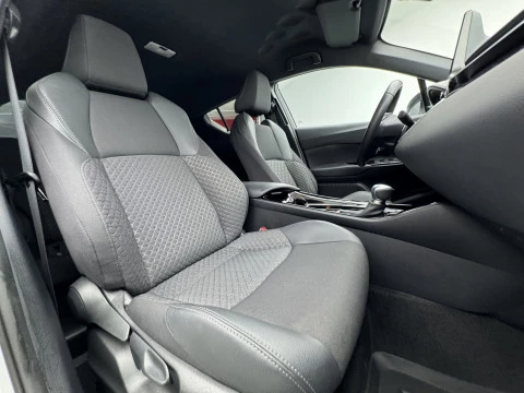 Toyota C-HR 1.8 125H Advance