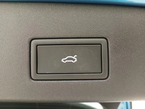 Volkswagen ID.4 Pro 77kWh 210 kW (286 CV)