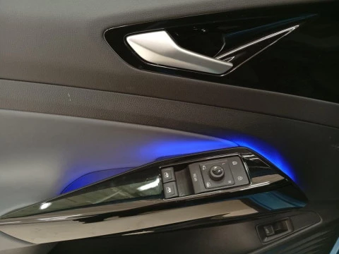 Volkswagen ID.4 Pro 77kWh 210 kW (286 CV)