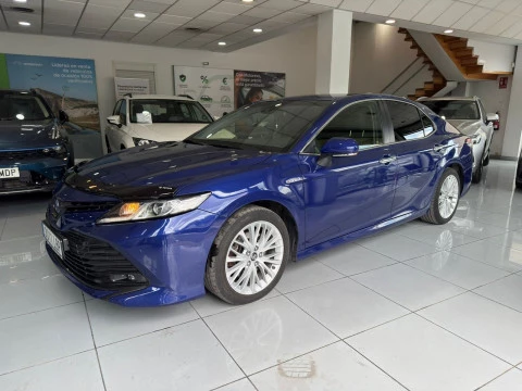 Toyota Camry 2.5 220H ADVANC