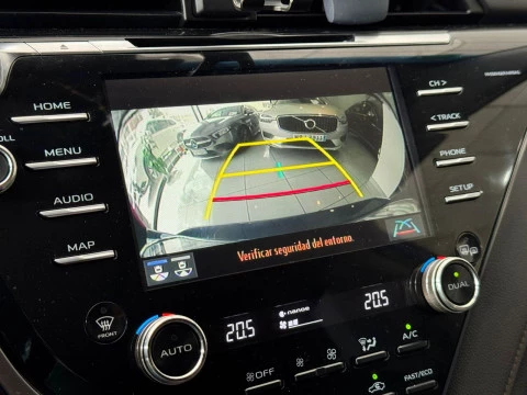 Toyota Camry 2.5 220H ADVANC