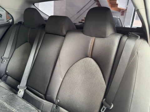 Toyota Camry 2.5 220H ADVANC