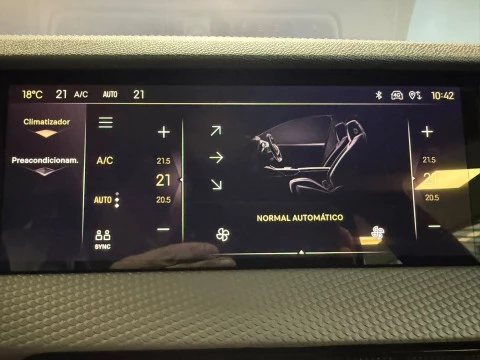 DS 4 CROSS E-TENSE 225 RIVOLI