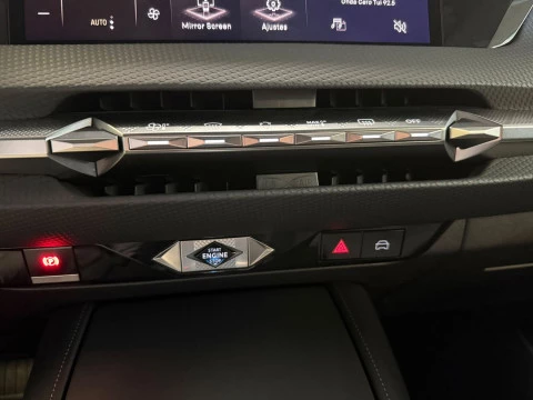 DS 4 CROSS E-TENSE 225 RIVOLI