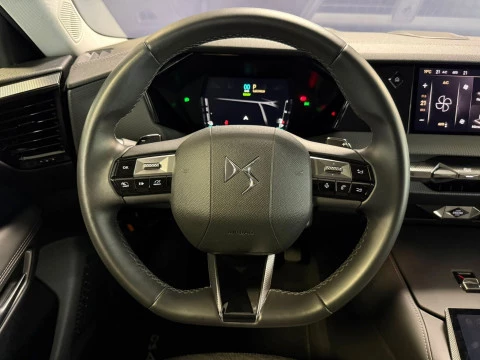 DS 4 CROSS E-TENSE 225 RIVOLI