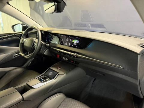 DS 4 CROSS E-TENSE 225 RIVOLI