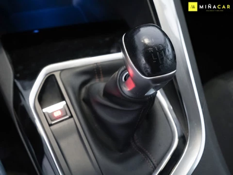 Peugeot 3008 PureTech 130 S&S Active 96 kW (130 CV)