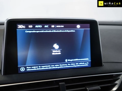 Peugeot 3008 PureTech 130 S&S Active 96 kW (130 CV)