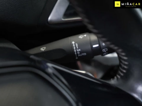 Peugeot 3008 PureTech 130 S&S Active 96 kW (130 CV)