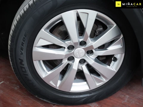 Peugeot 3008 PureTech 130 S&S Active 96 kW (130 CV)