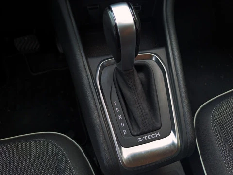 Renault Captur E-TECH HíBRIDO ZEN 105KW 5P