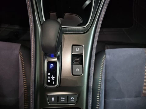 Lexus LBX 1.5 136cv HEV Cool+