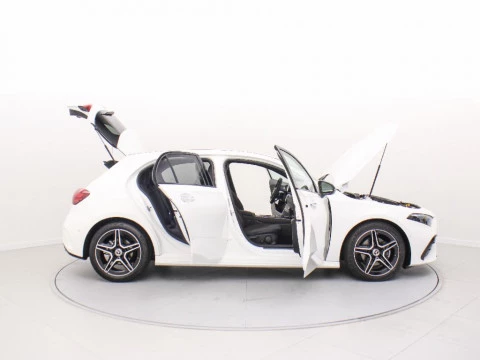 Mercedes-Benz Clase A A 200 D COMPACT SALOON