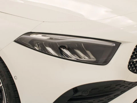 Mercedes-Benz Clase A A 200 D COMPACT SALOON