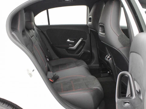 Mercedes-Benz Clase A A 200 D COMPACT SALOON