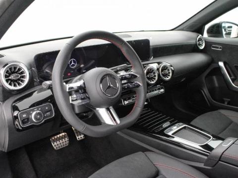 Mercedes-Benz Clase A A 200 D COMPACT SALOON