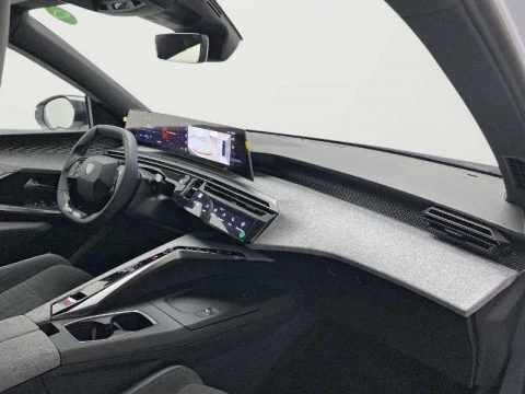 Peugeot e-3008 Nuevo E-3008 GT Eléctrico 210 (157 kW)