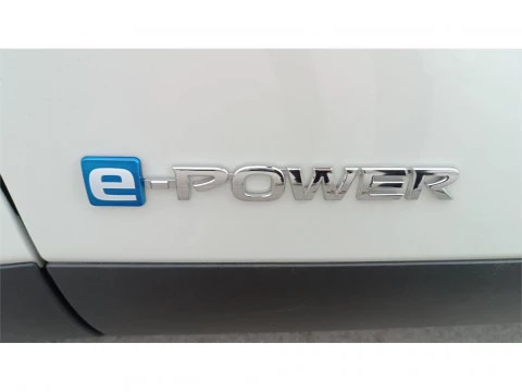 Nissan Qashqai 1.3 DIG-T mHEV 12V Tekna 4x2 116kW