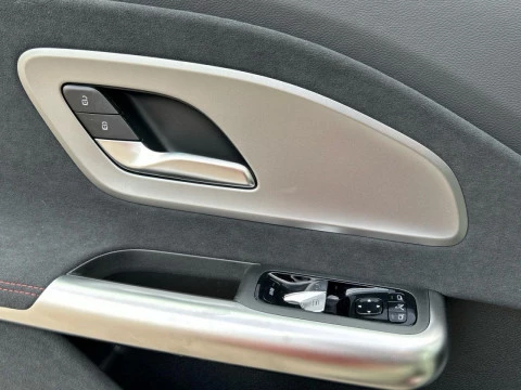 Mercedes-Benz CLA  250+ con tecnologia EQ