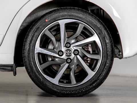 Toyota Yaris 1.5 Hybrid Active