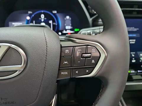 Lexus LBX 1.5 136cv HEV Elegant+ Black