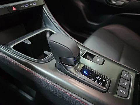 Lexus LBX 1.5 136cv HEV Elegant+ Black