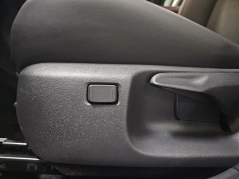 Lexus LBX 1.5 136cv HEV Elegant+ Black