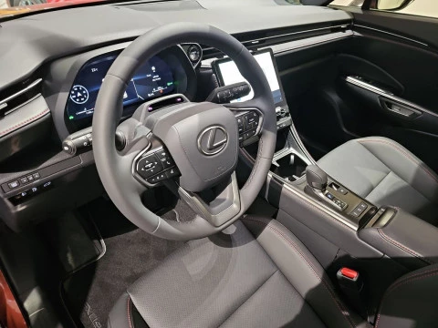 Lexus LBX 1.5 136cv HEV Elegant+ Black