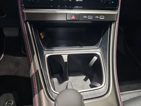 Lexus LBX 1.5 136cv HEV Elegant+ Black