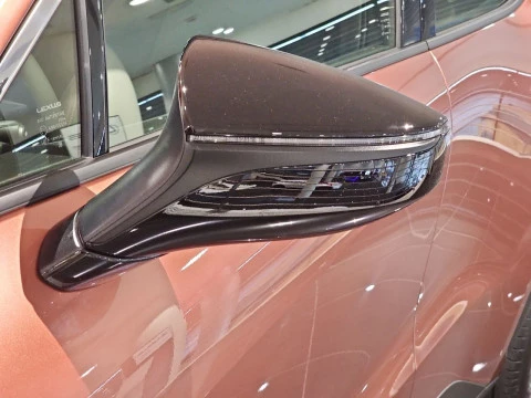 Lexus LBX 1.5 136cv HEV Elegant+ Black