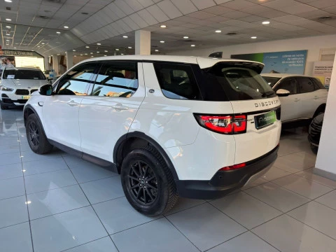Land Rover Discovery Sport D180 MHEV AWD Auto