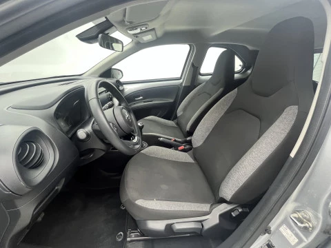 Toyota Aygo X Cross 1.0 VVT-I 72CV Play