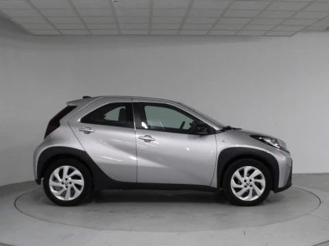 Toyota Aygo X Cross 1.0 VVT-I 72CV Play