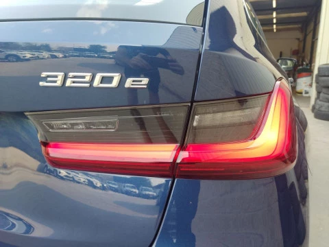 BMW Serie 3 320e xDrive Touring