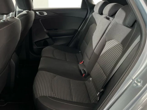 Kia Ceed 1.0 T-GDi 74kW (100CV) Drive